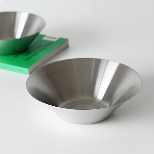 Lamonte 8.5" Stainless Steel Salad Bowl - detail view