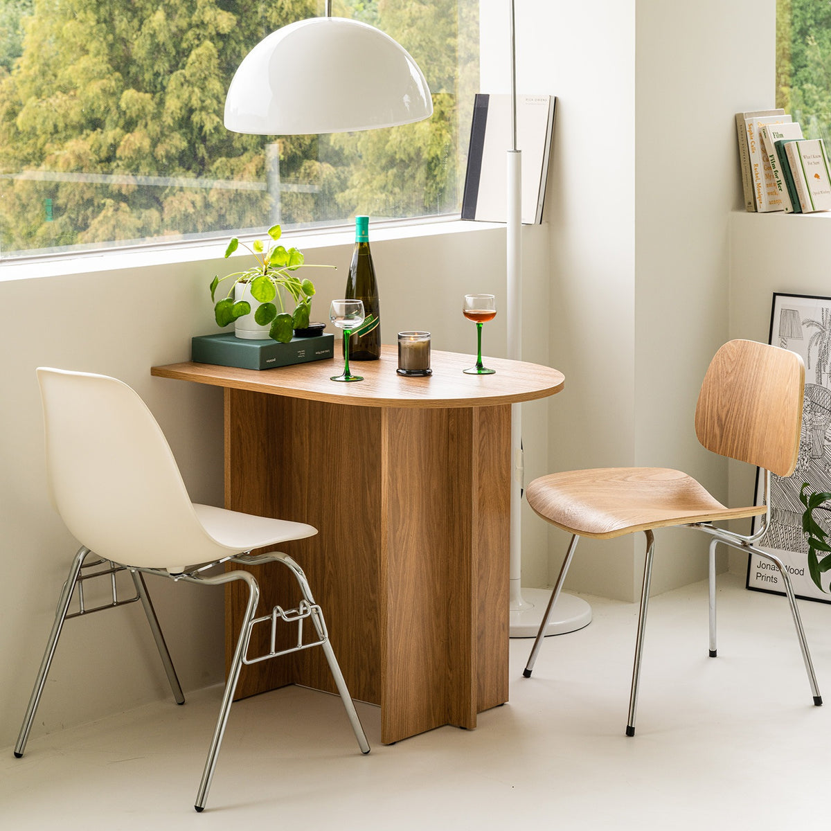 Semi-Oval Dining Table (31.5")