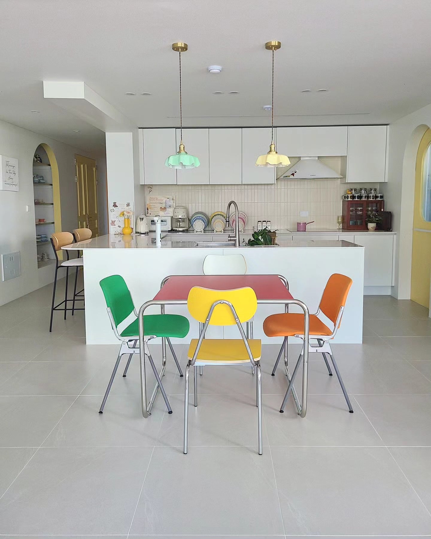 Flow Line Dining Chair