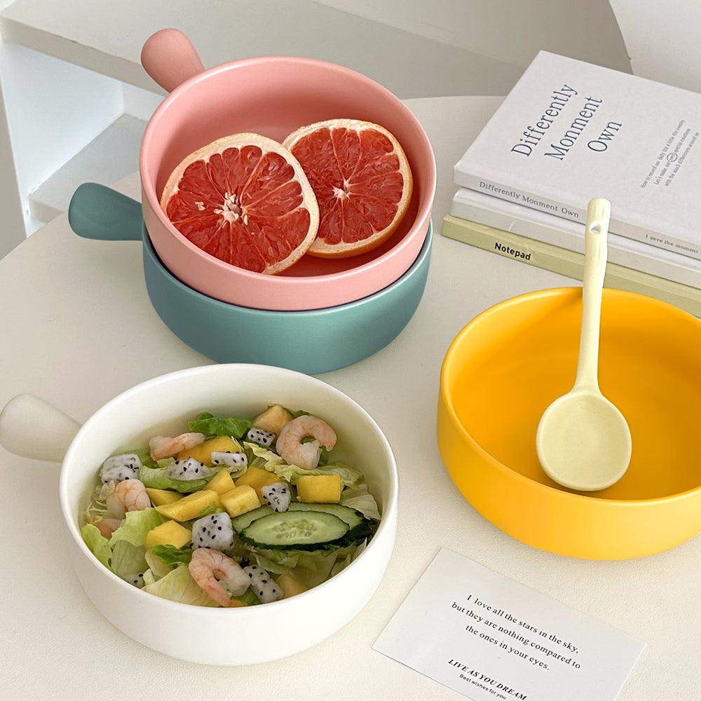 Easy-Grab Serving Bowl