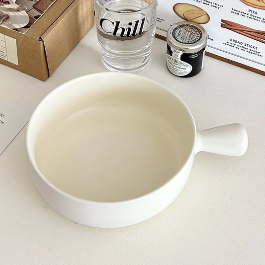 Easy-Grab Serving Bowl