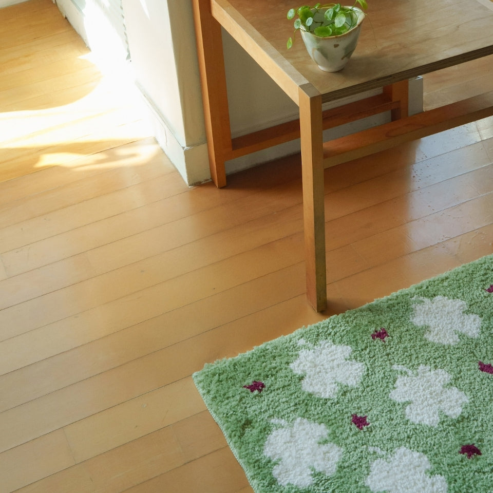 Clover Olive Accent Rug