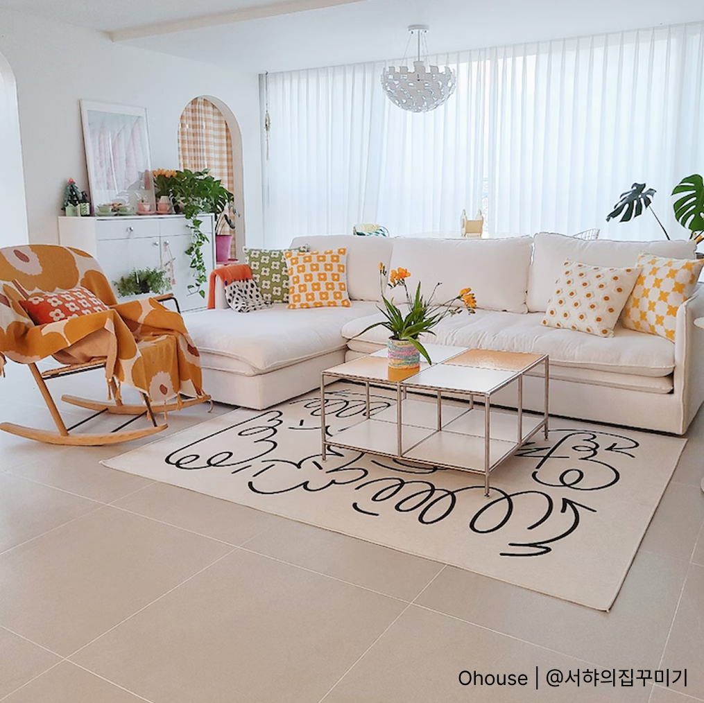 Doodle Pattern Area Rug