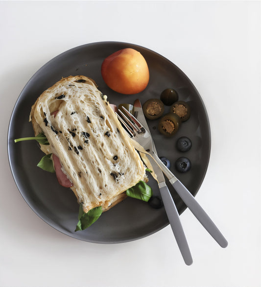 Kamome Pastel Cutlery 3-Piece Set - detail view