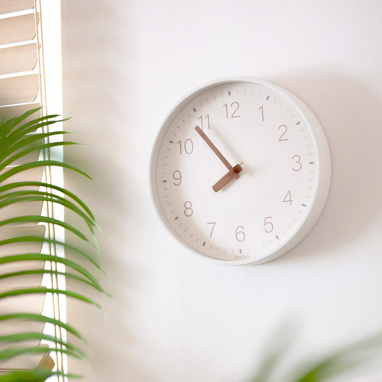 Nordic-Style Silent Wall Clock