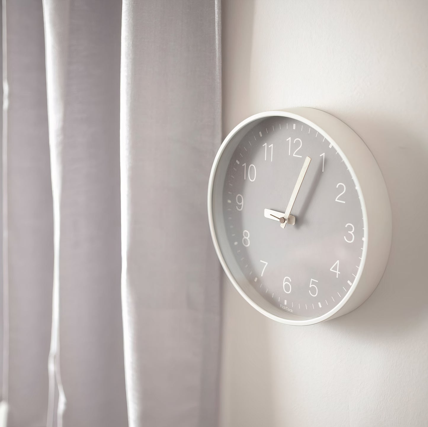 Nordic-Style Silent Wall Clock