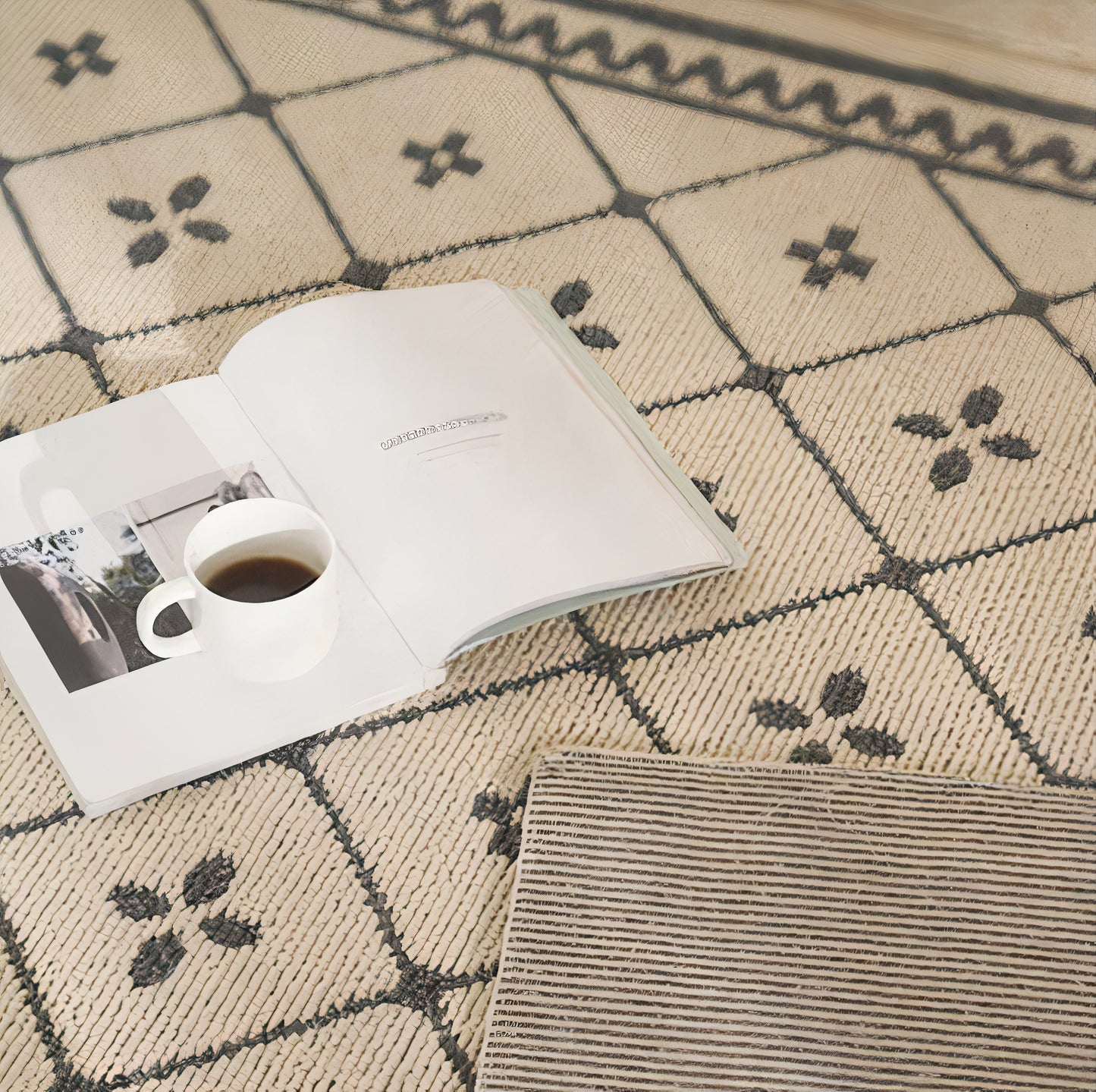 Mono Vintage Tile Rug