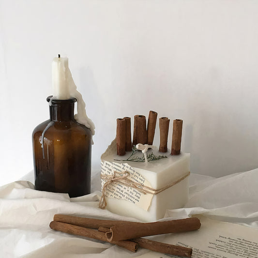 Scented Cinnamon Candle & Decor Set