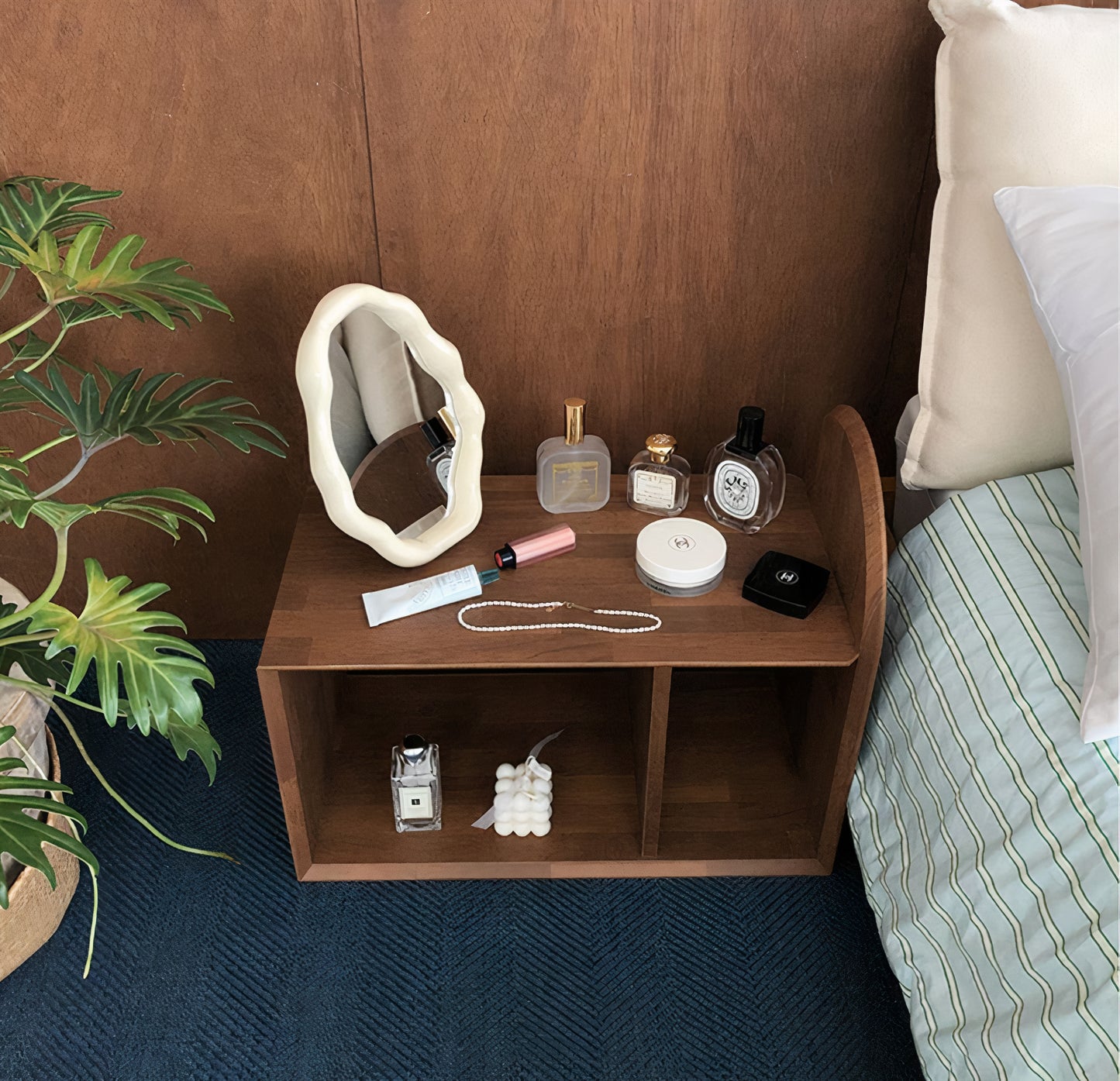 Shoulder Side Table