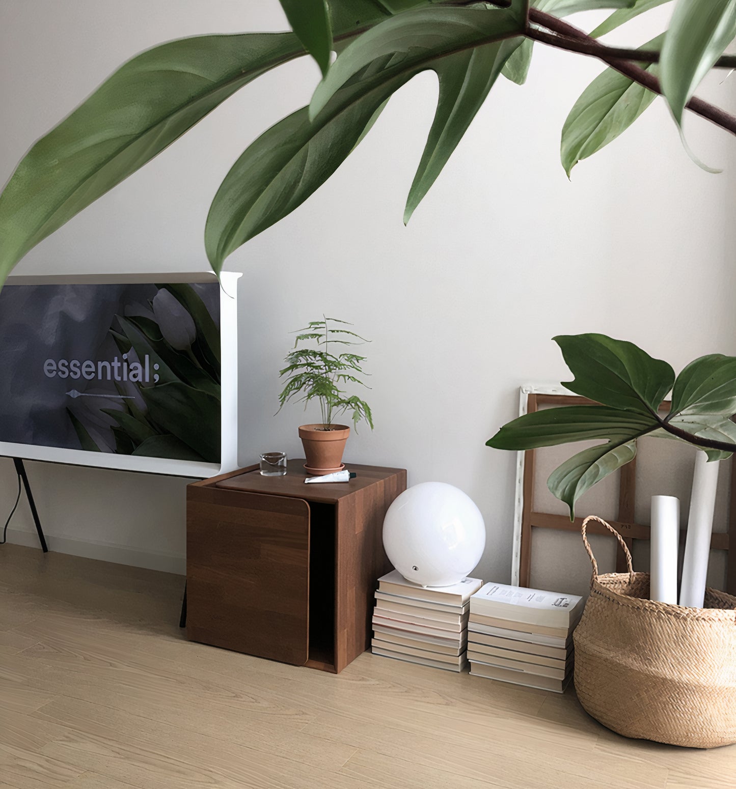 Multipurpose Cube Storage Table