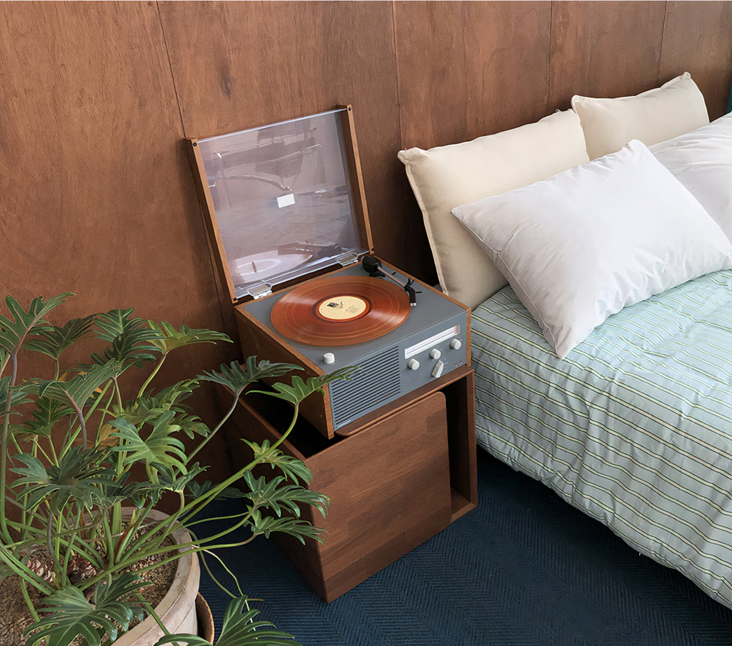 Multipurpose Cube Storage Table