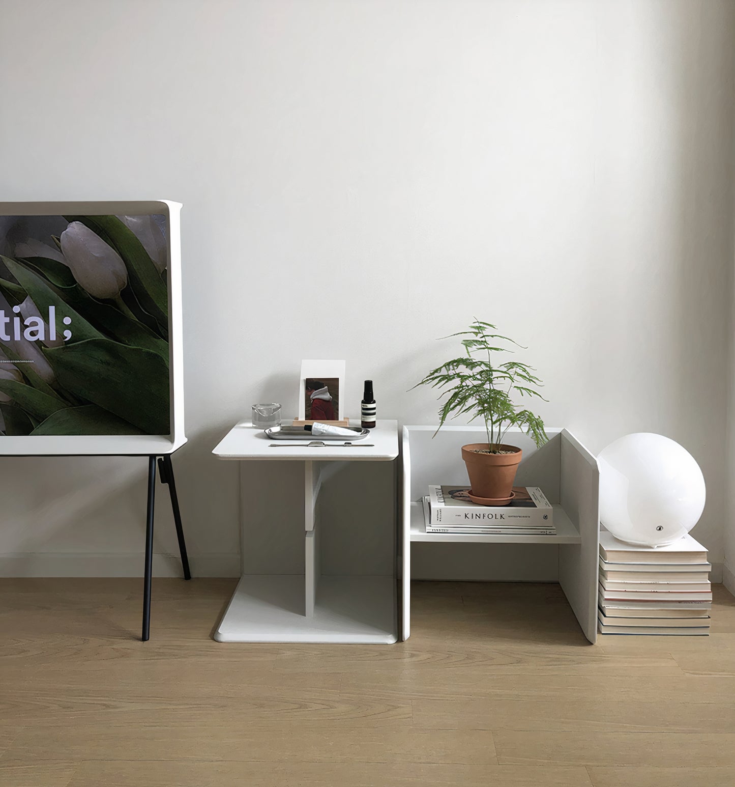 Multipurpose Cube Storage Table