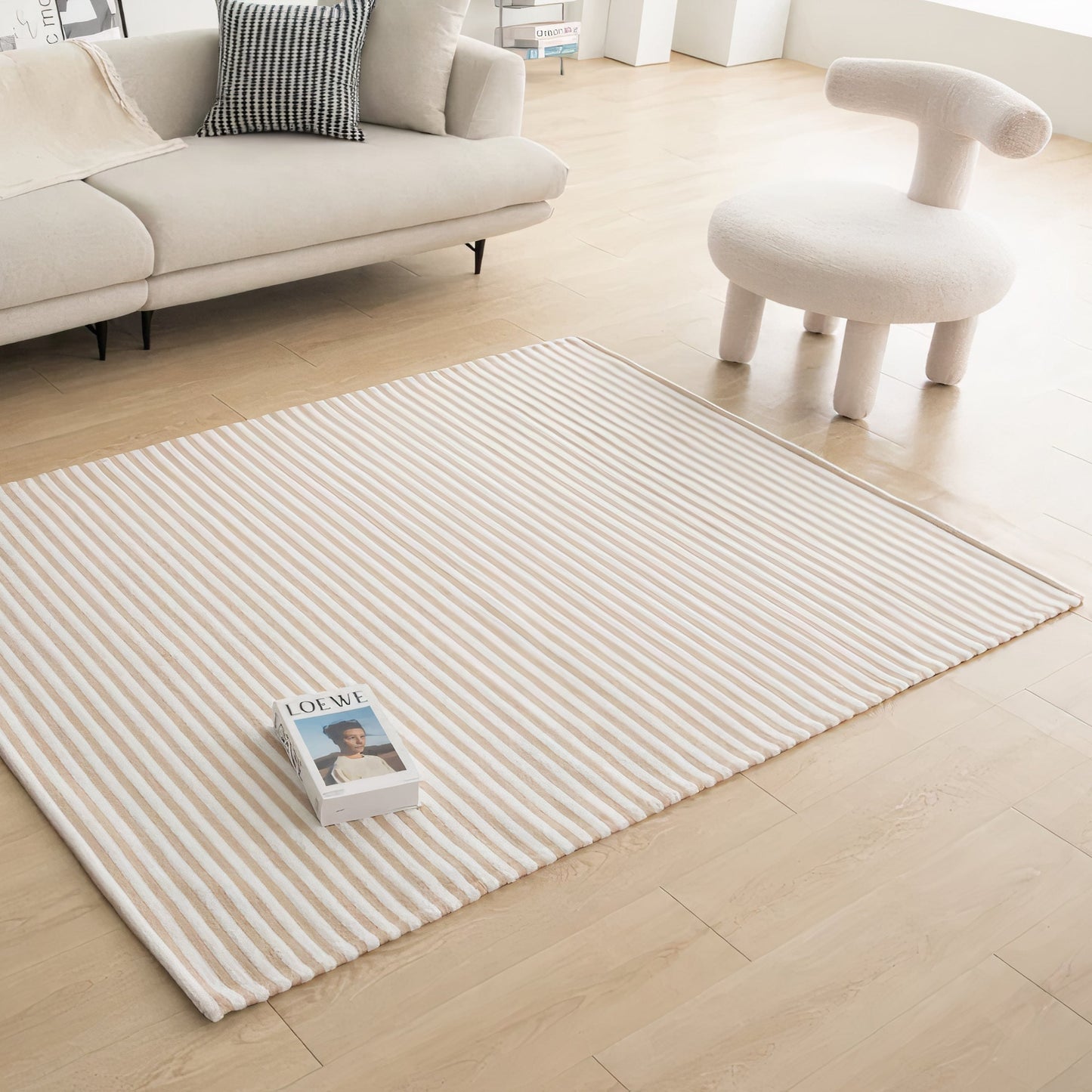 Point Striped Textured Rug