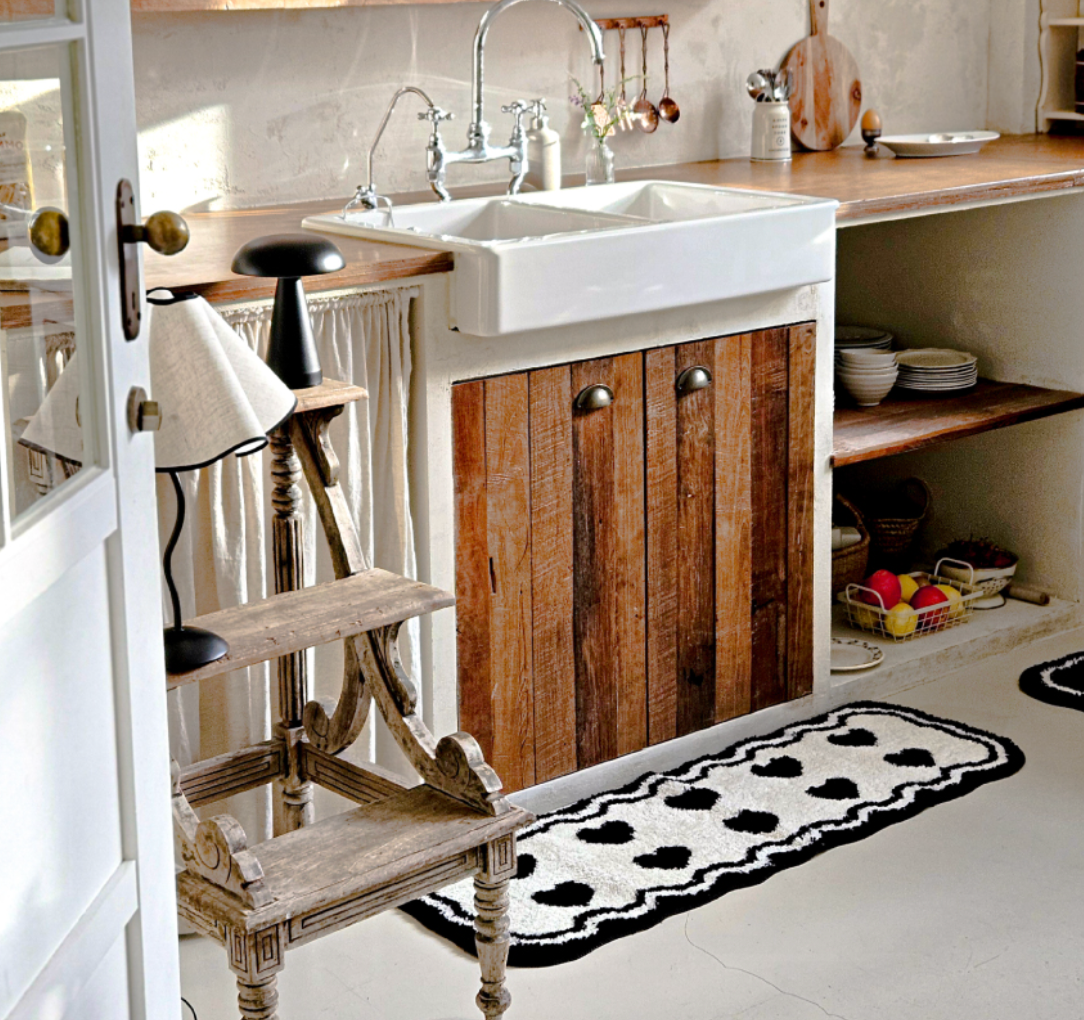 Cream Crush Heart Rug