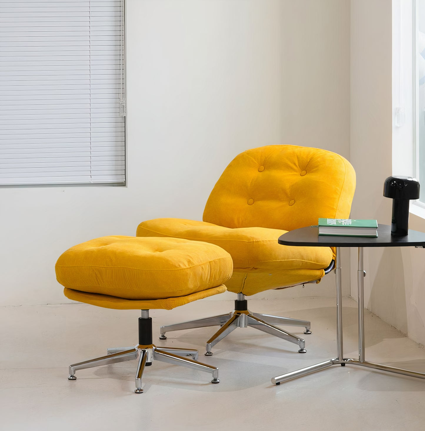 Retro Comfort Swivel Chair