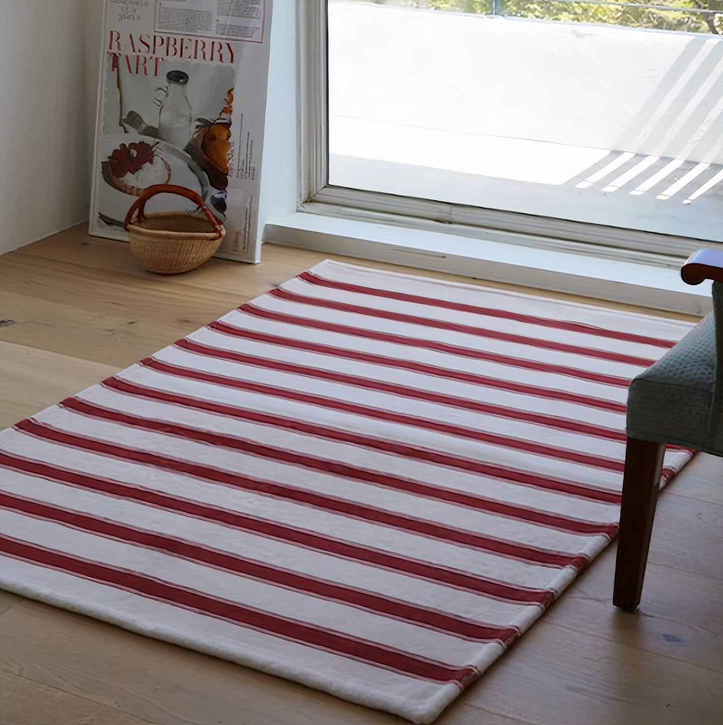 Red Stripe Pattern Rug