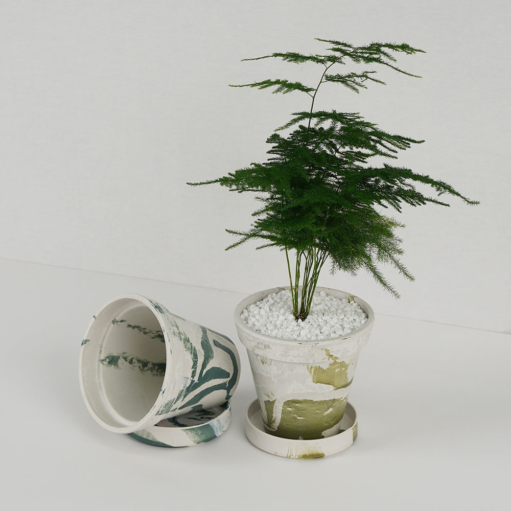 Marbled Plastic Flowerpot