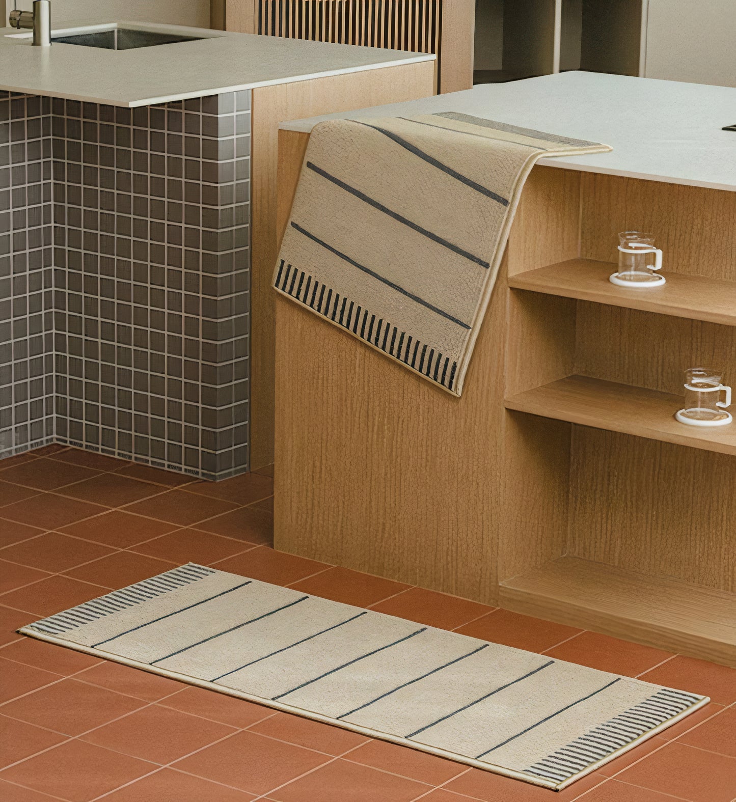 Stitch Loop Stripe Mat