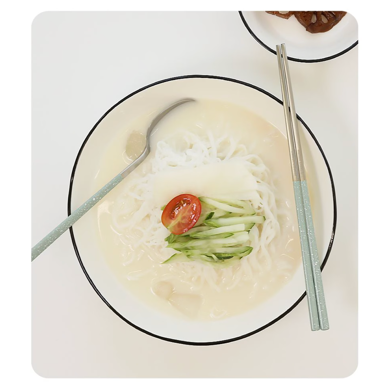 Dotty 4-Person Spoon & Chopstick Set