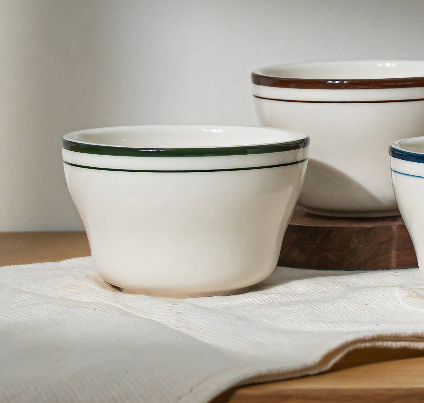 Retro Rim Ceramic Bowl