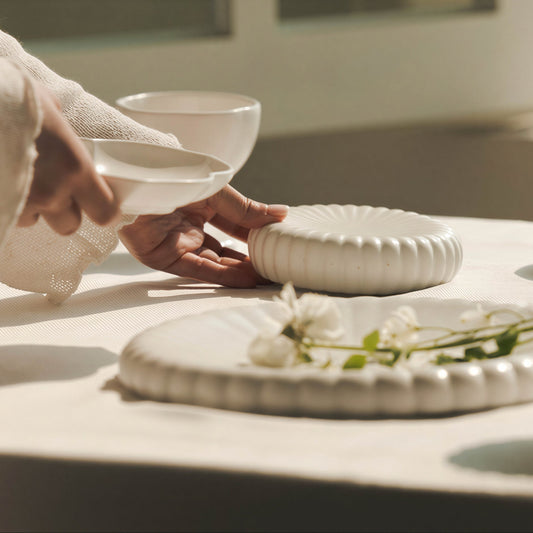 Blooming Reversible Oval Plate - detail view