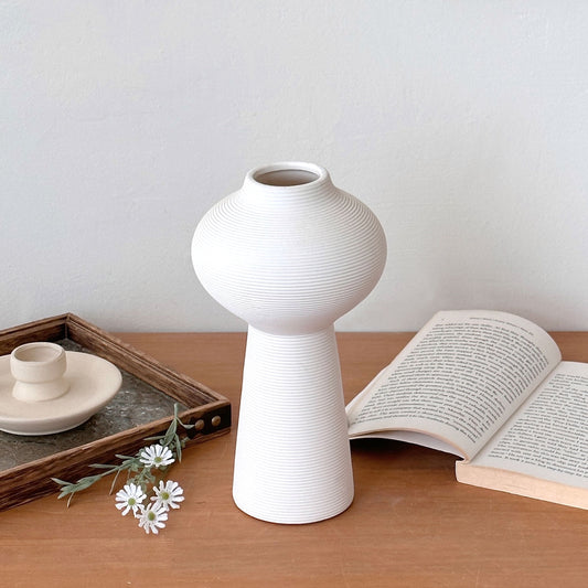 Luna Pedestal Vase