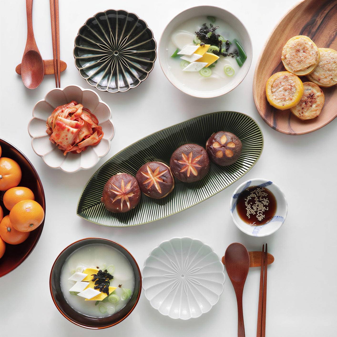 Kasanoha Leaf Platter - Large