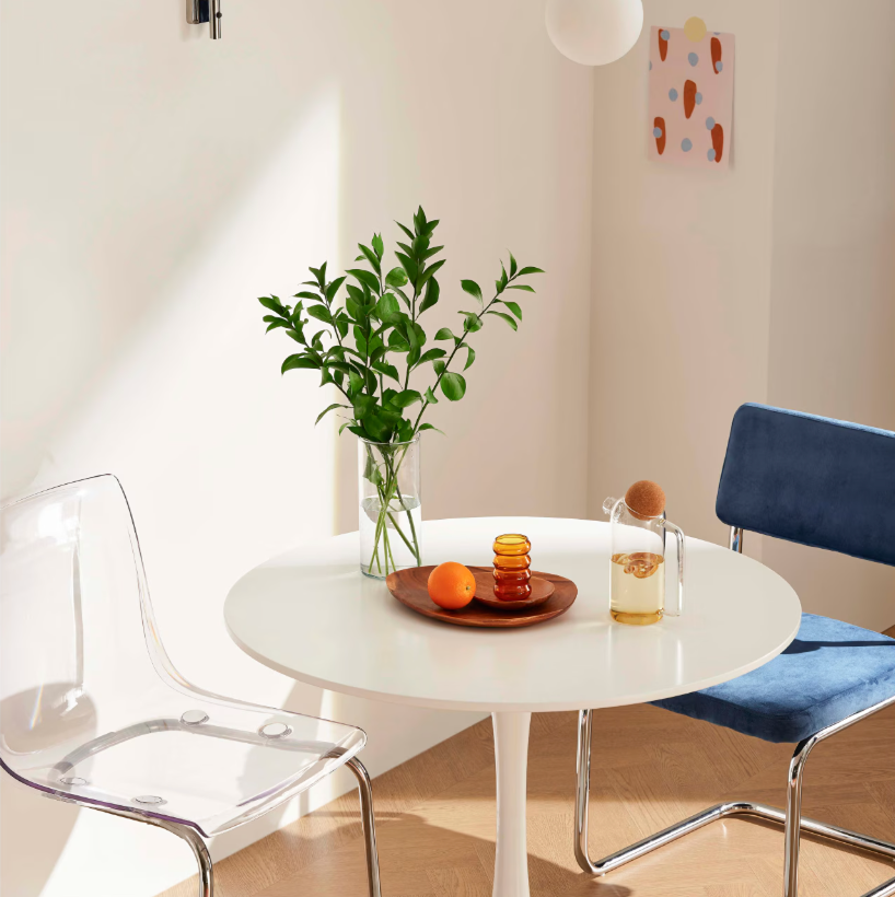 White Round Pedestal Dining Table