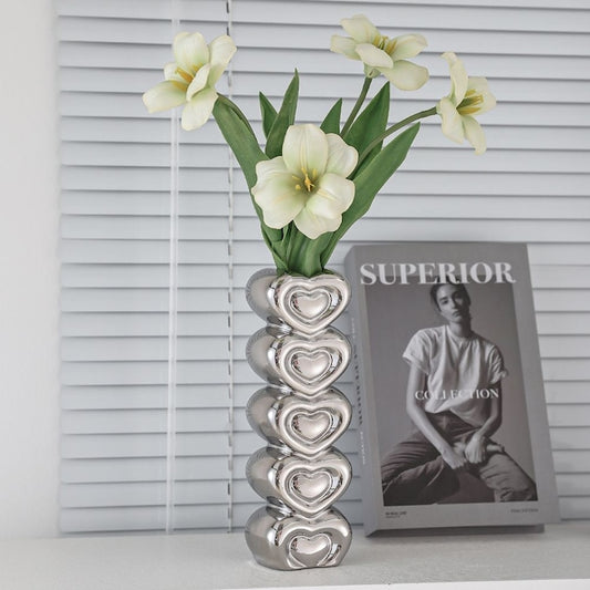 Bookaz Love Heart Ceramic Vase