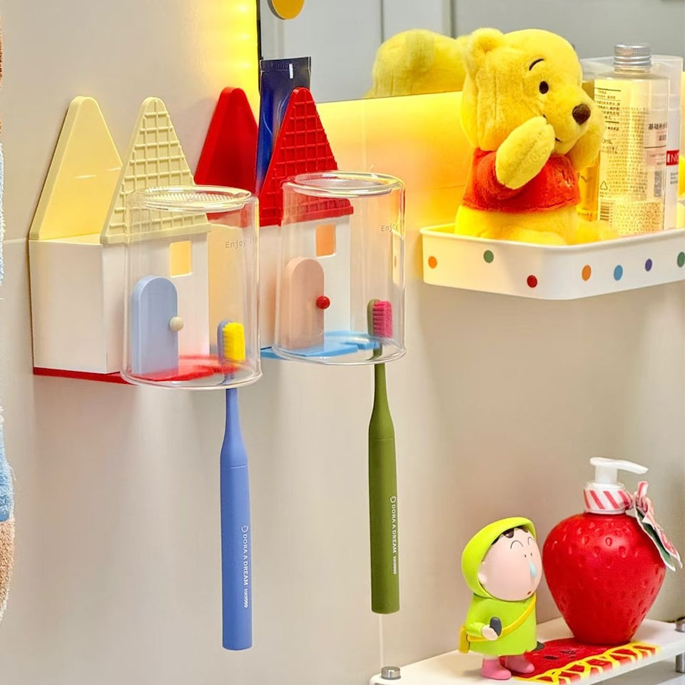 Flip House Toothbrush Holder Set