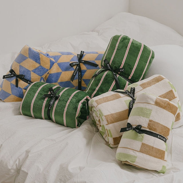 Creamy Plush Microfiber Blanket