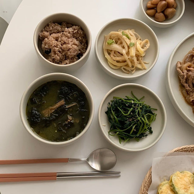 Minimal Mood Ceramic Dinnerware Set (6-24 pieces) - lifestyle