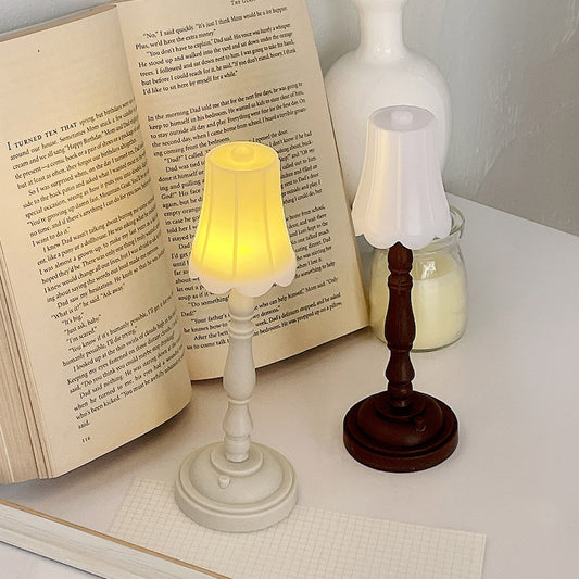 Pleated Touch Table Lamp