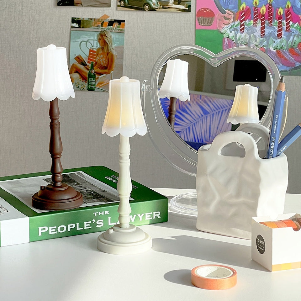 Pleated Touch Table Lamp