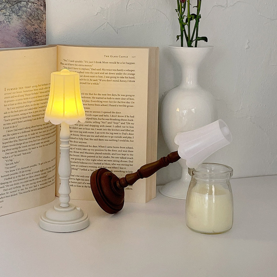 Pleated Touch Table Lamp
