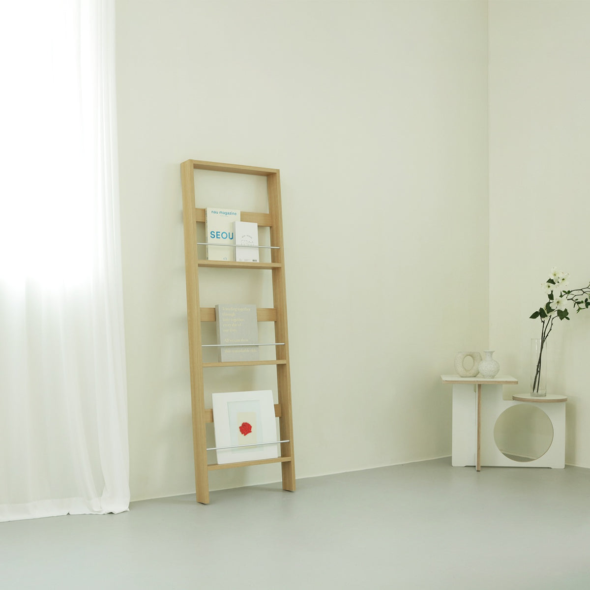 Bold Interior Magazine Rack