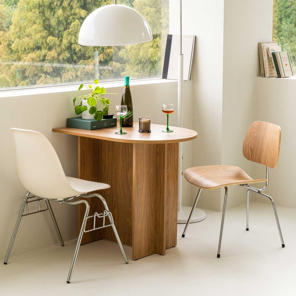 Semi-Oval Dining Table (31.5")