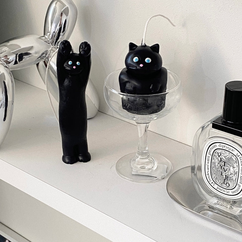 Stretchy Cat Object Candle