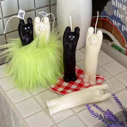 Stretchy Cat Object Candle