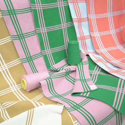 Verde Check Knit Blanket