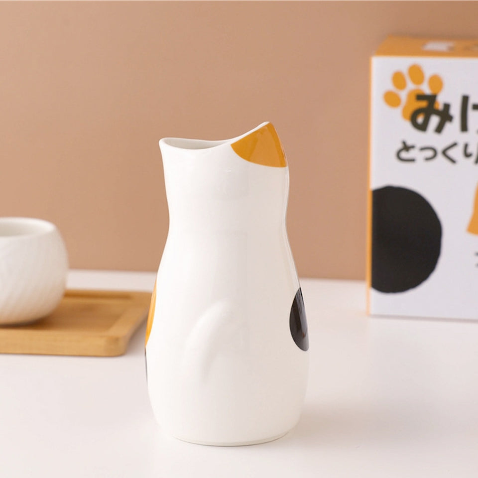 Cat Café Sake & Soju Carafe and Cup Set for 2 (3-Piece)