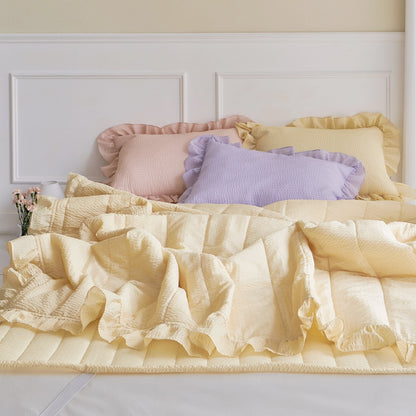 Pop Frill Seersucker Summer Comforter & Pillowcase Set