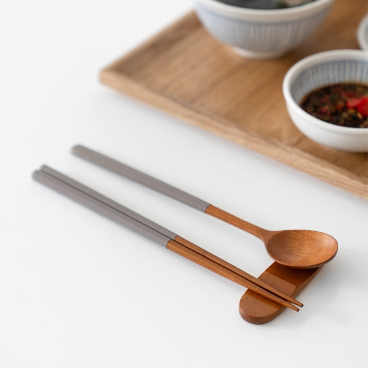 Two-Tone Wood Spoon & Chopsticks Set for 4