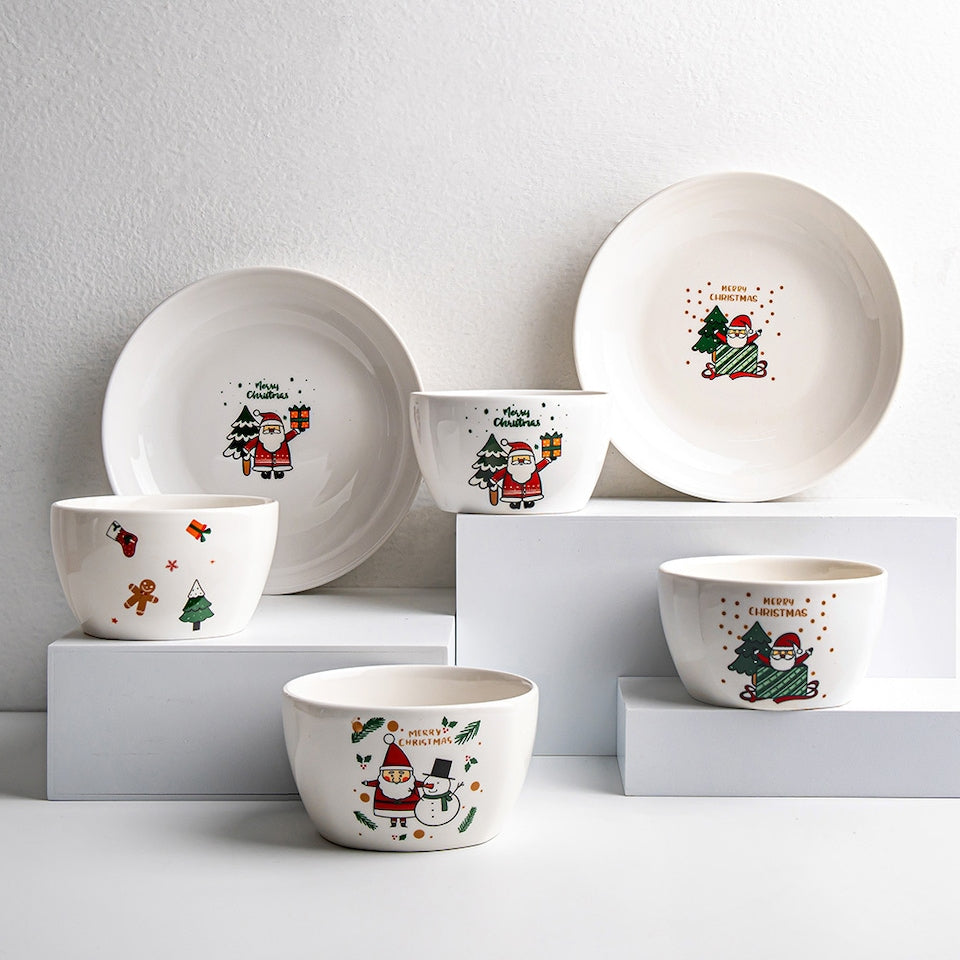 Santa Christmas Dinnerware Set for 4