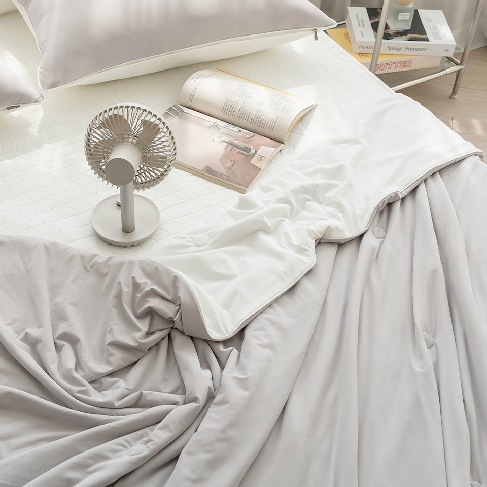 Cool Summer Cooling Comforter