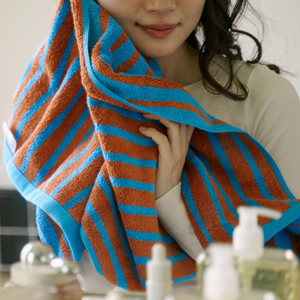 BWTZ Sunset Blue Bamboo Yarn Hotel Bath Towel