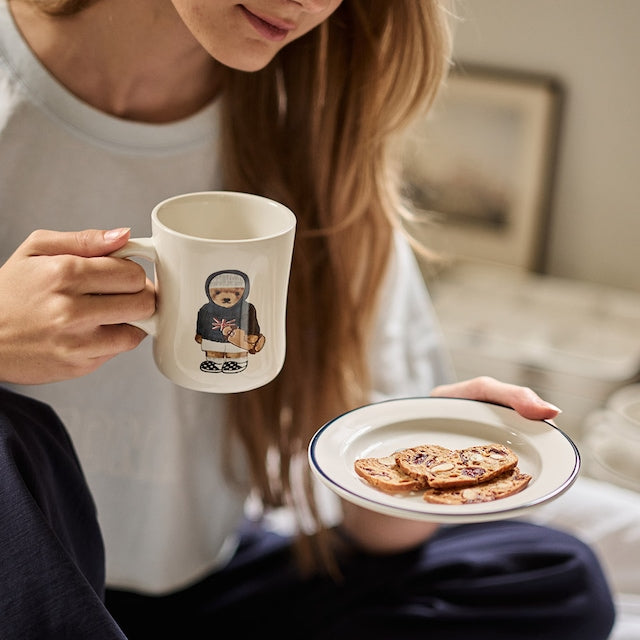 London Teddy Bear Dinnerware Set