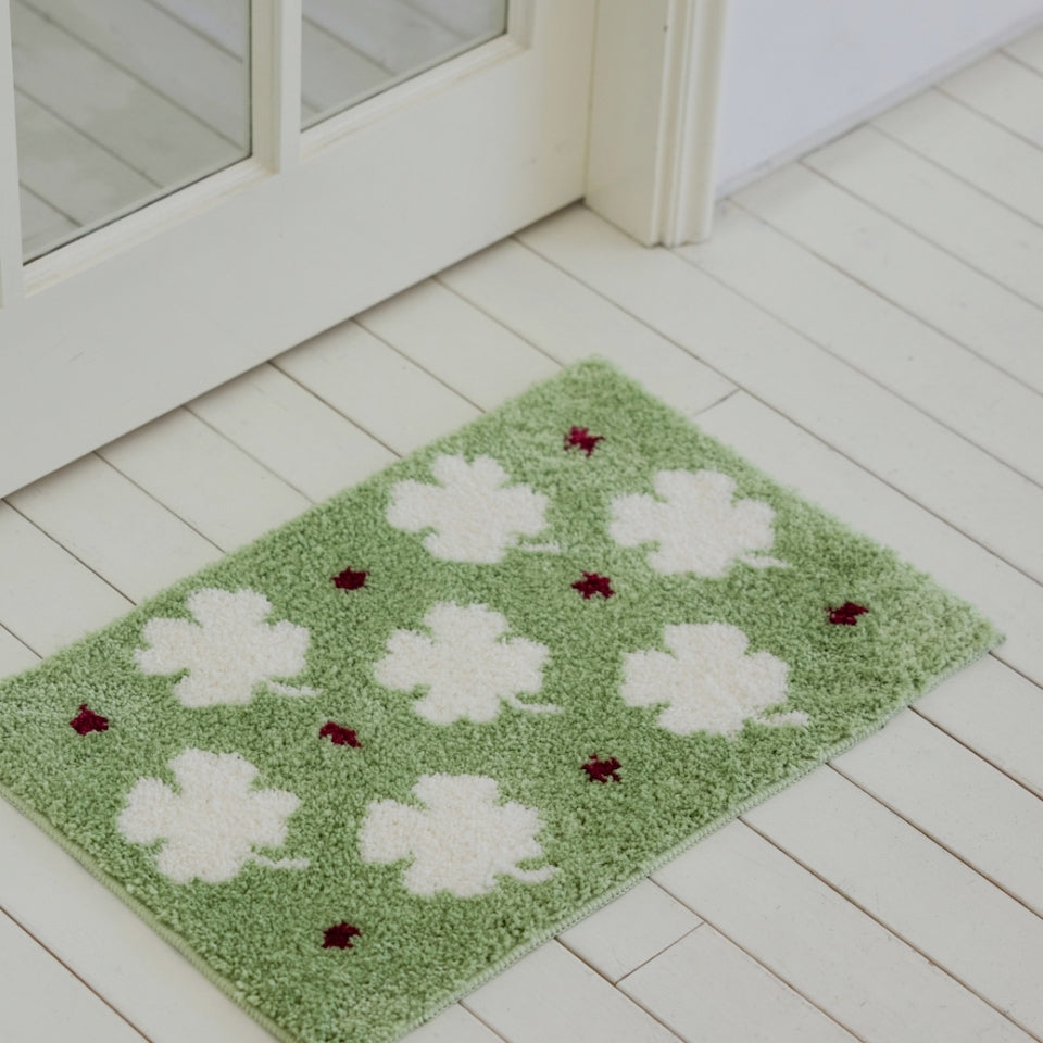 Clover Olive Accent Rug