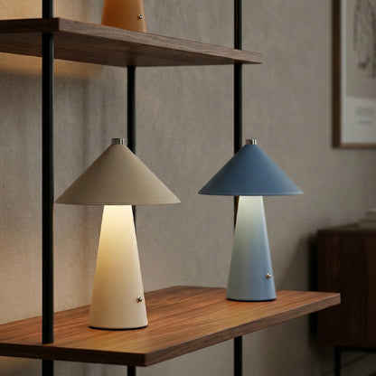 Bonic Arc Table Lamp