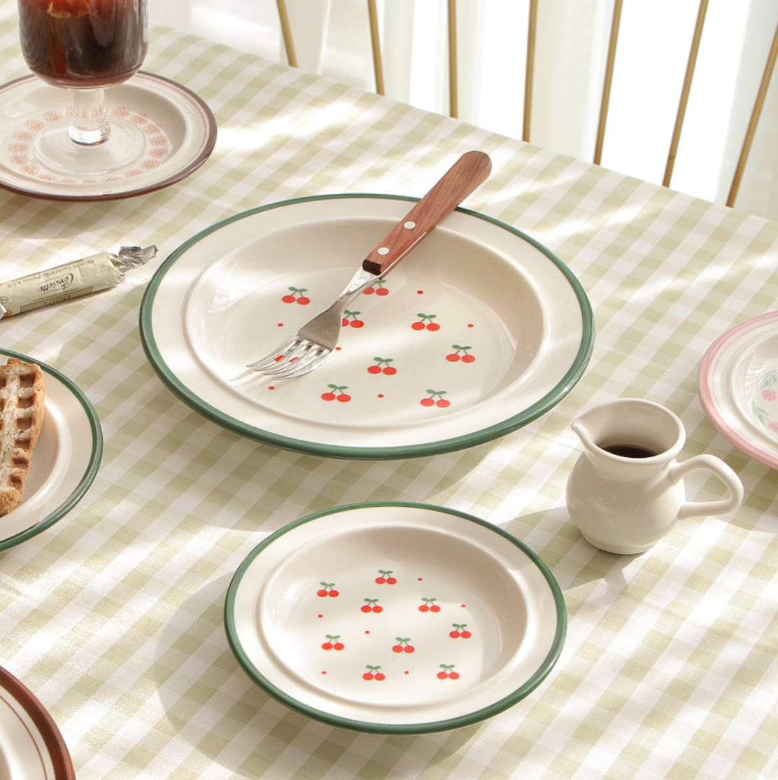 Coucou Retro Charm Dinner Plate - 9" - image 8 of 10